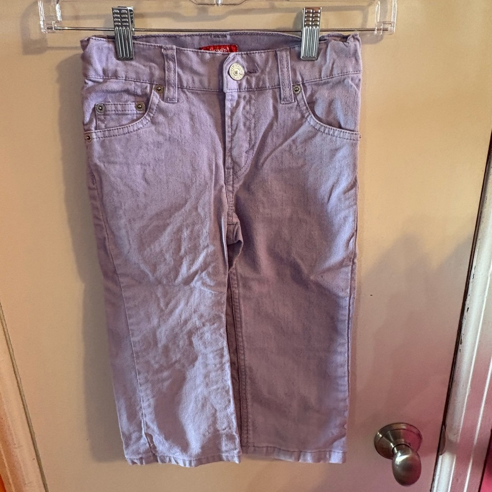 Levi’s Lavender Capri Jeans
